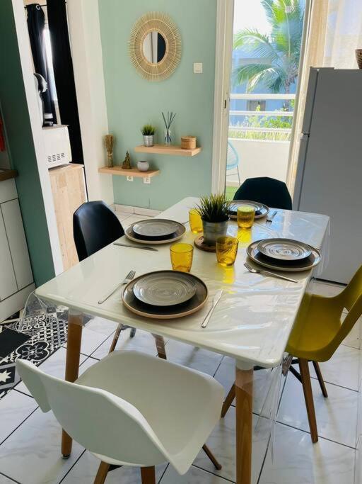 Appartement Idealement Situe Sur Boucan Canot Saint-Gilles-les Bains Exteriör bild